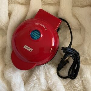 NEW: Dash Mini Waffle Maker